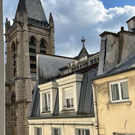 Un Cosy Near Notre Dame 5 *